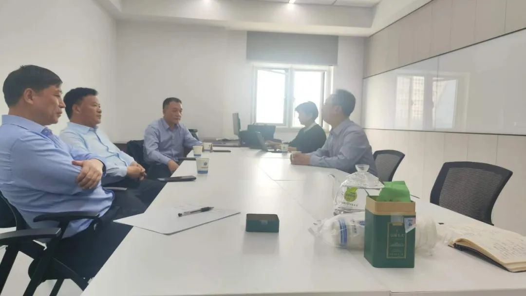 花花牛乳業集團與中原食品實驗室簽訂戰略合作協議 花花牛乳業集團與中原食品實驗室簽訂戰略合作協議