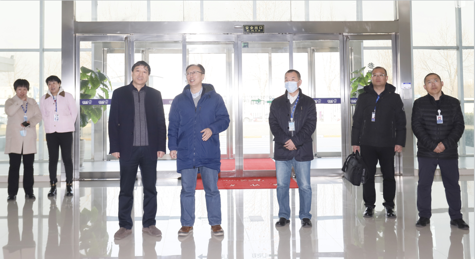 花花牛丨東北農大食品學院院長、中原食品實驗室首席科學家姜毓君教授蒞臨花花牛乳業集團調研 花花牛丨東北農大食品學院院長、中原食品實驗室首席科學家姜毓君教授蒞臨花花牛乳業集團調研