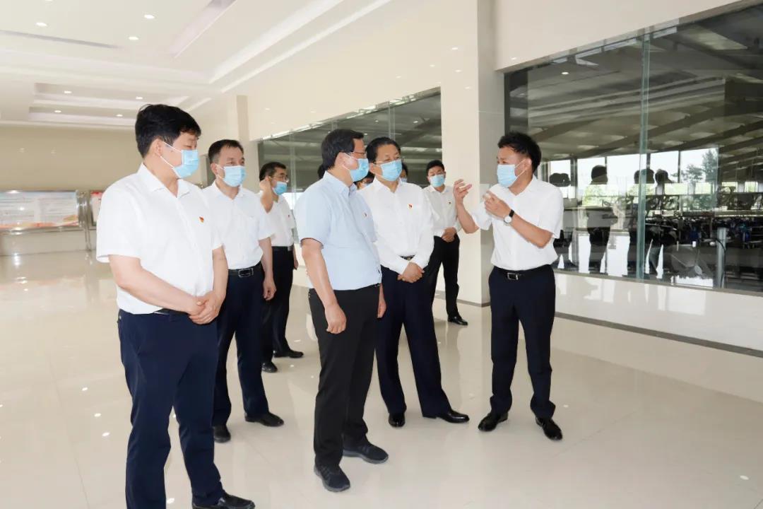 快訊 | 河南省委常委、省紀委書記、省監委主任任正曉蒞臨花花牛乳業集團新蔡瑞亞牧場調研