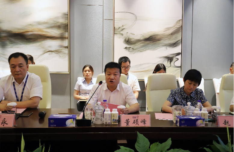 河南首家!花花牛乳業(yè)集團通過優(yōu)質乳工程驗收 河南首家!花花牛乳業(yè)集團通過優(yōu)質乳工程驗收